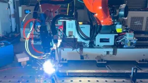 رأس لحام بالليزر طراز LRW20A0 بحركة تذبذبية على محور واحد لتحسين جودة اللحام