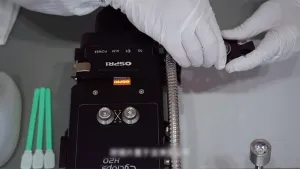 صيانة زجاج الحماية الخاص بوحدة القطع