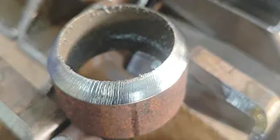 لعمليات قطع الحواف المائلة