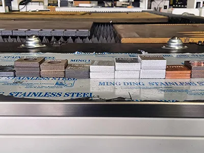 رأس قطع ليزر بتقنية الماسح الضوئي الليزري بقدرة 4 كيلوواط - تركيز تلقائي