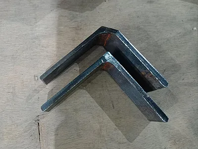 رأس قطع فايبر ليزر بقدرة 20 كيلوواط للحواف المائلة (زاوية قائمة بنظام بندول رقاص، تركيز تلقائي)