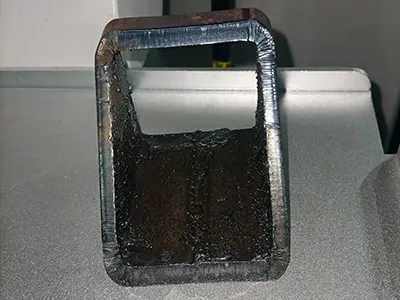 رأس قطع فايبر ليزر بقدرة 20 كيلوواط للحواف المائلة (زاوية قائمة بنظام بندول رقاص، تركيز تلقائي)